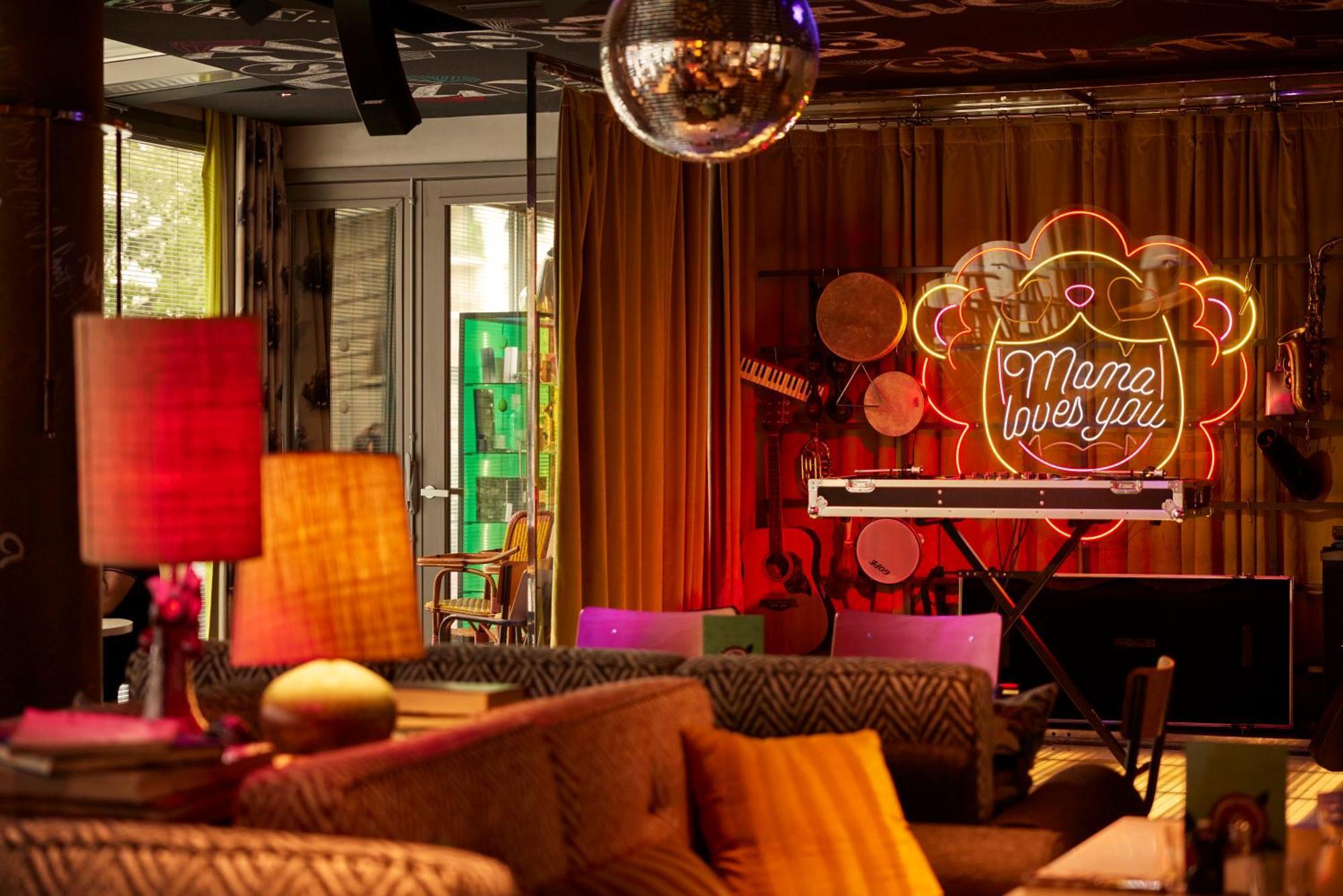 Mama Shelter Hotel