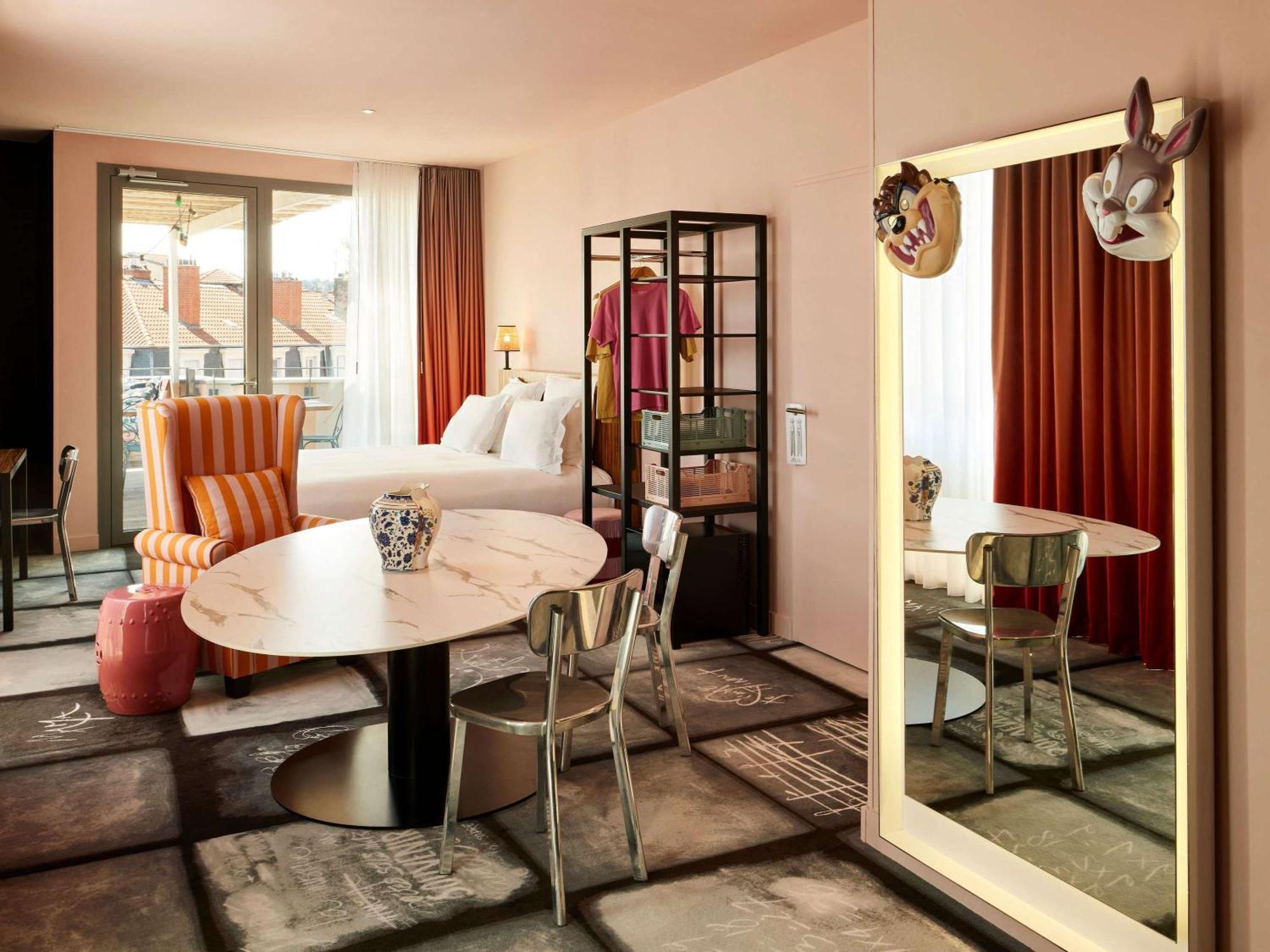 Mama Shelter Hotel