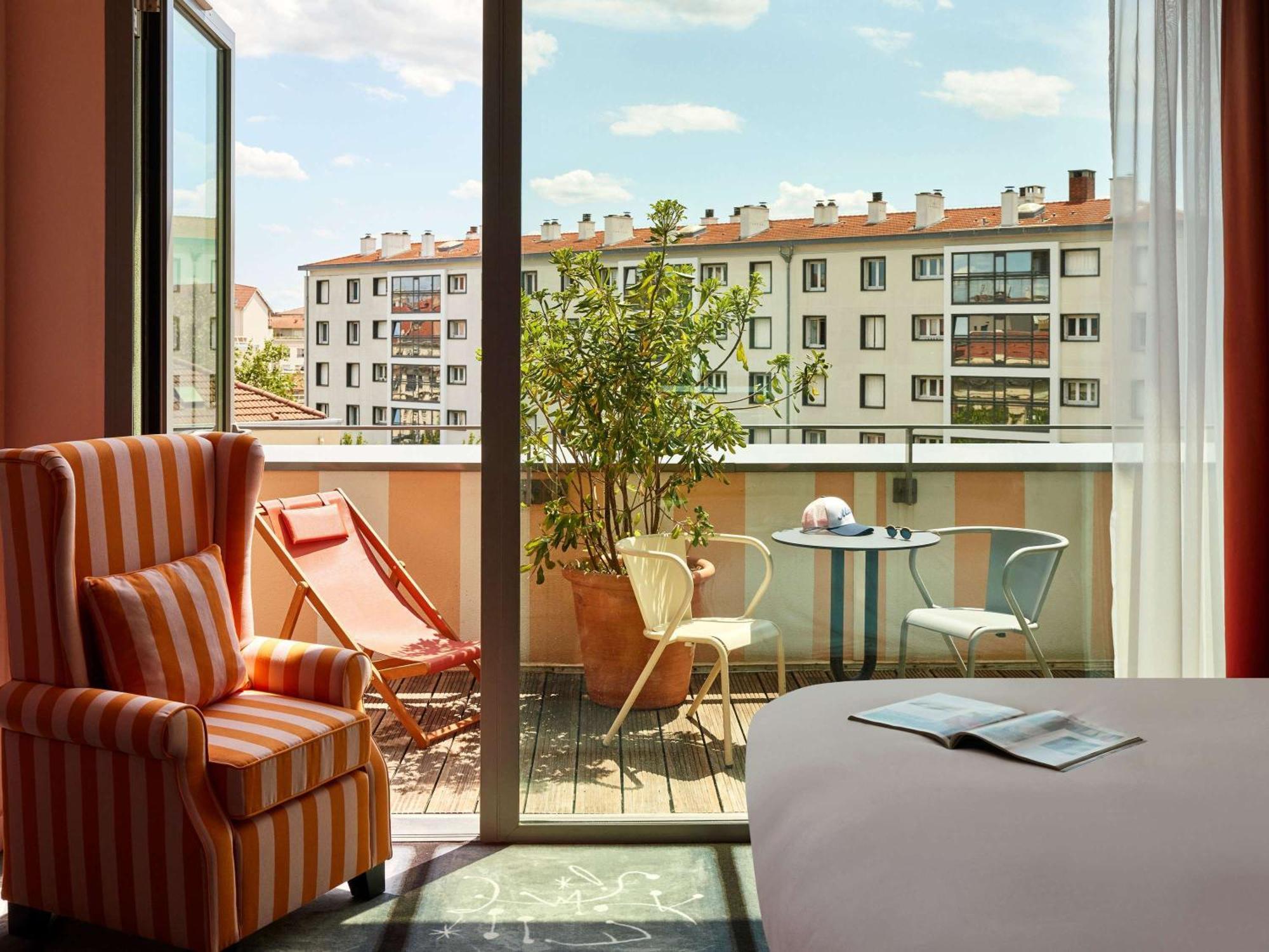 Mama Shelter Hotel 3*