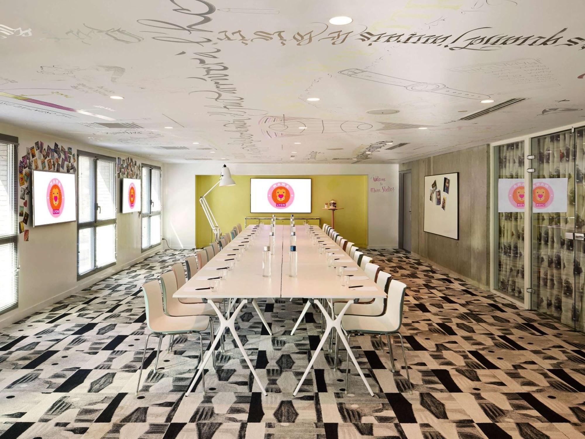 Mama Shelter Hotel